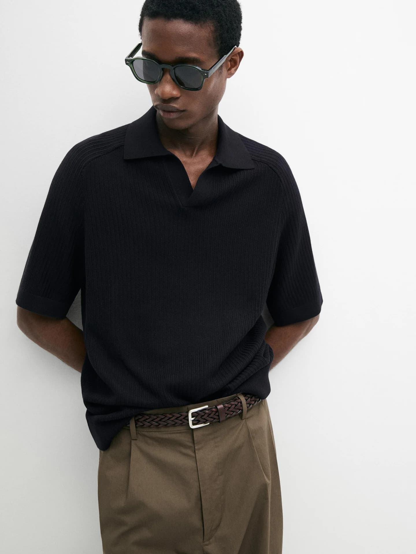 Свитер-поло из хлопчатобумажной ткани в рубчик. - фото 10