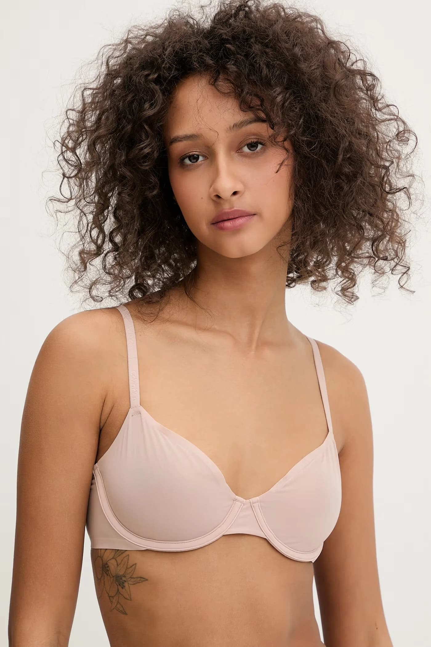 Бюстгальтер