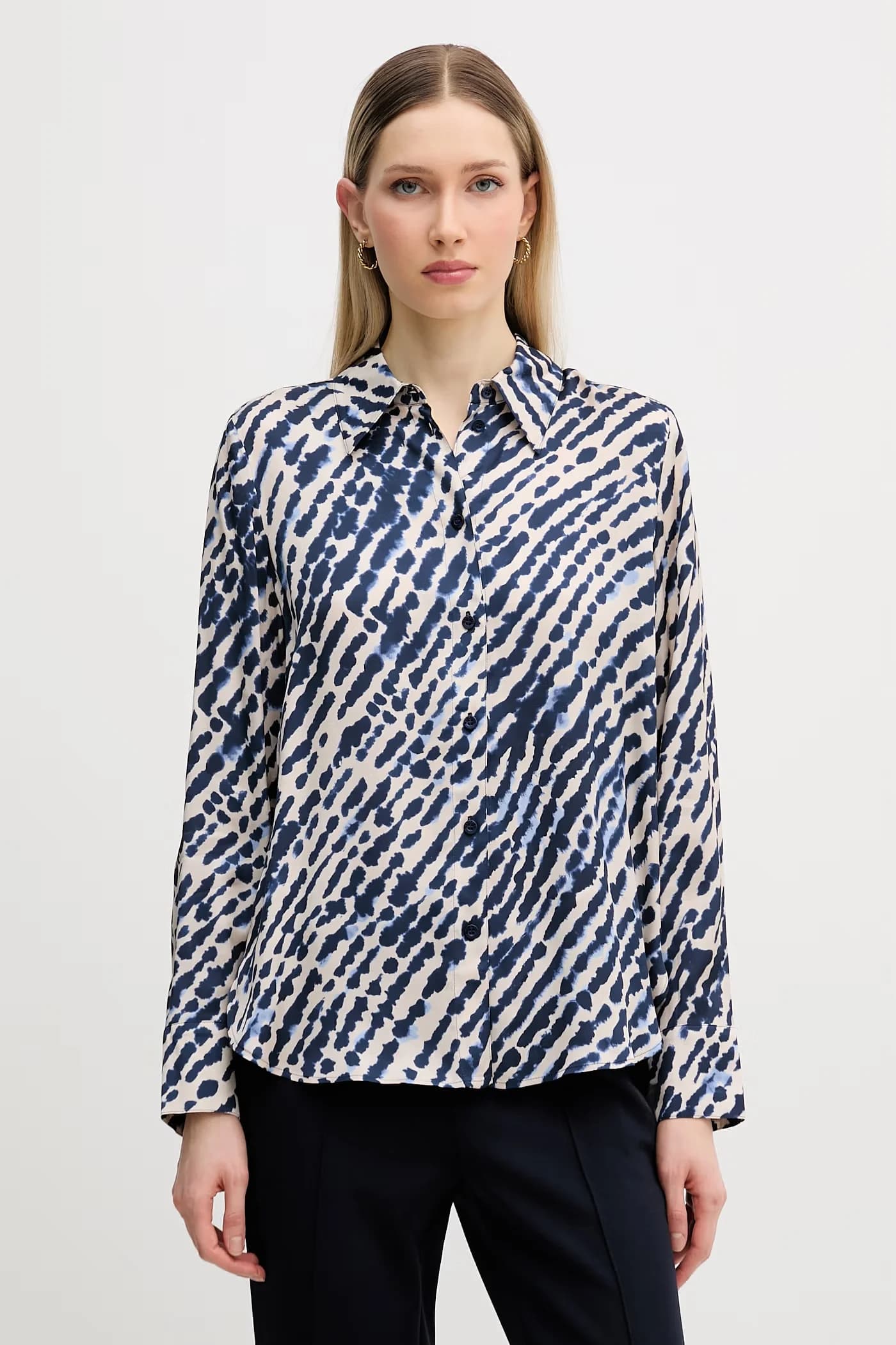 Женская рубашка из вискозы