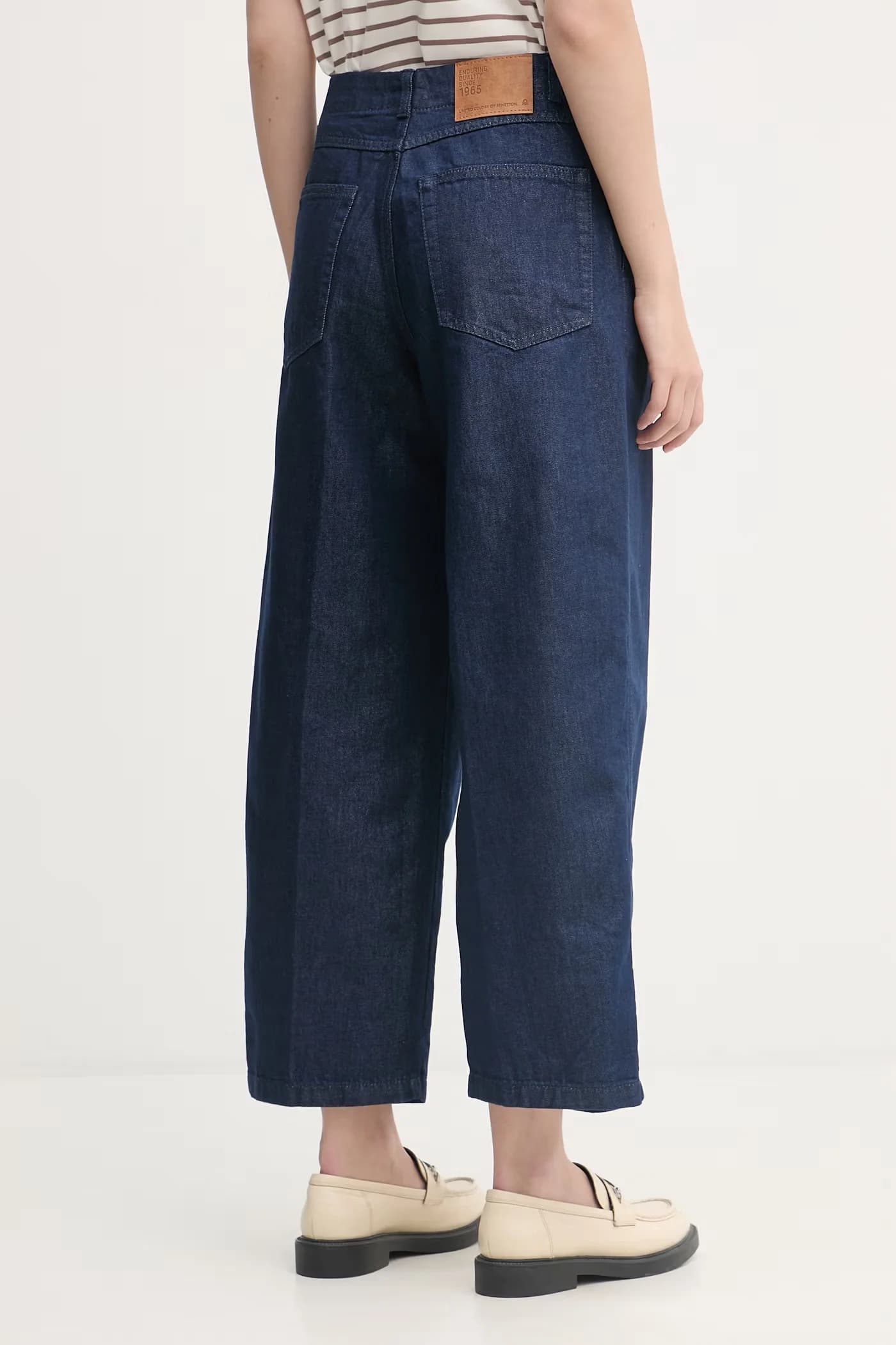 Женские широкие джинсы - фото 3