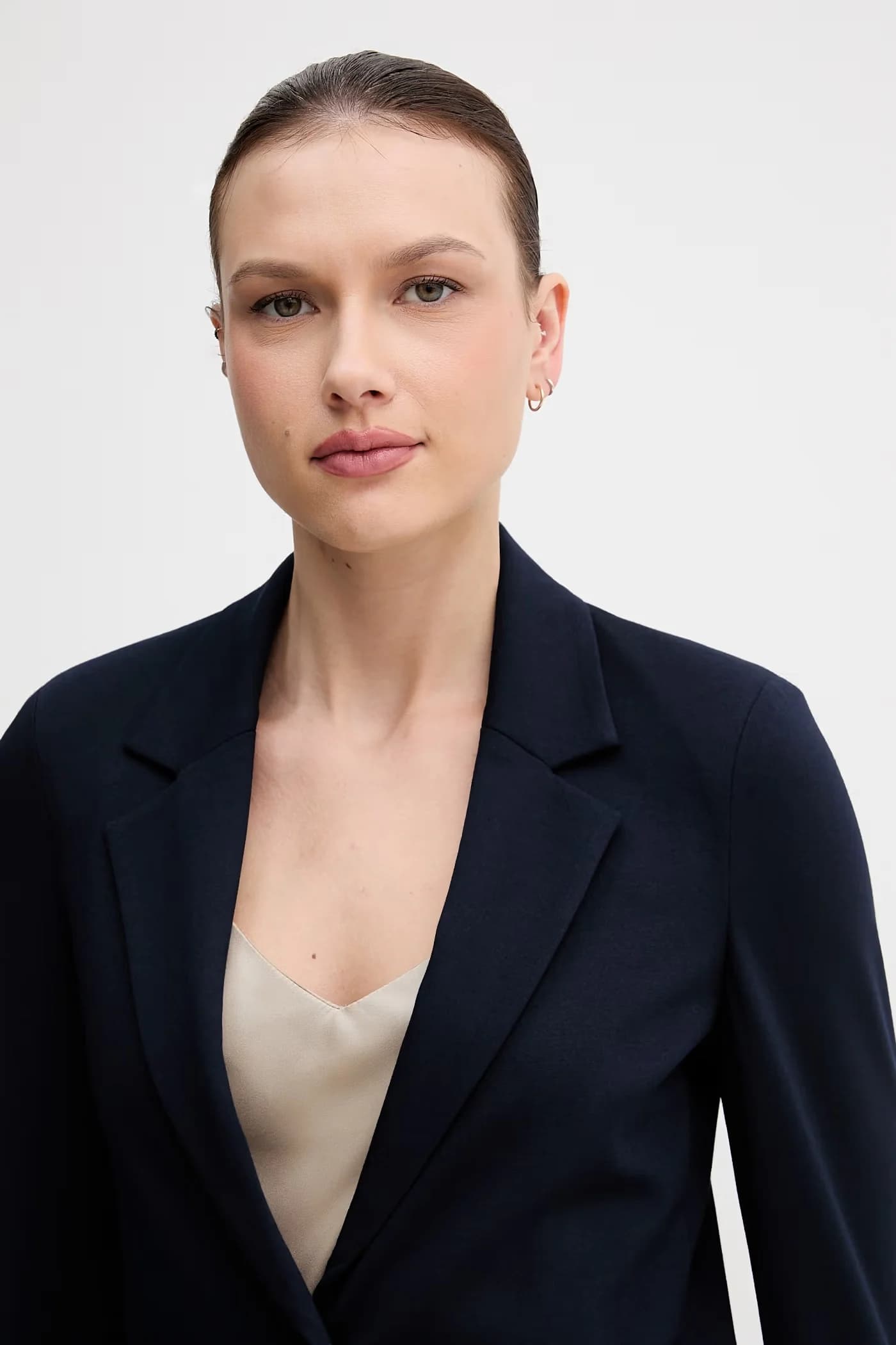 Женский однобортный пиджак из вискозы - фото 4