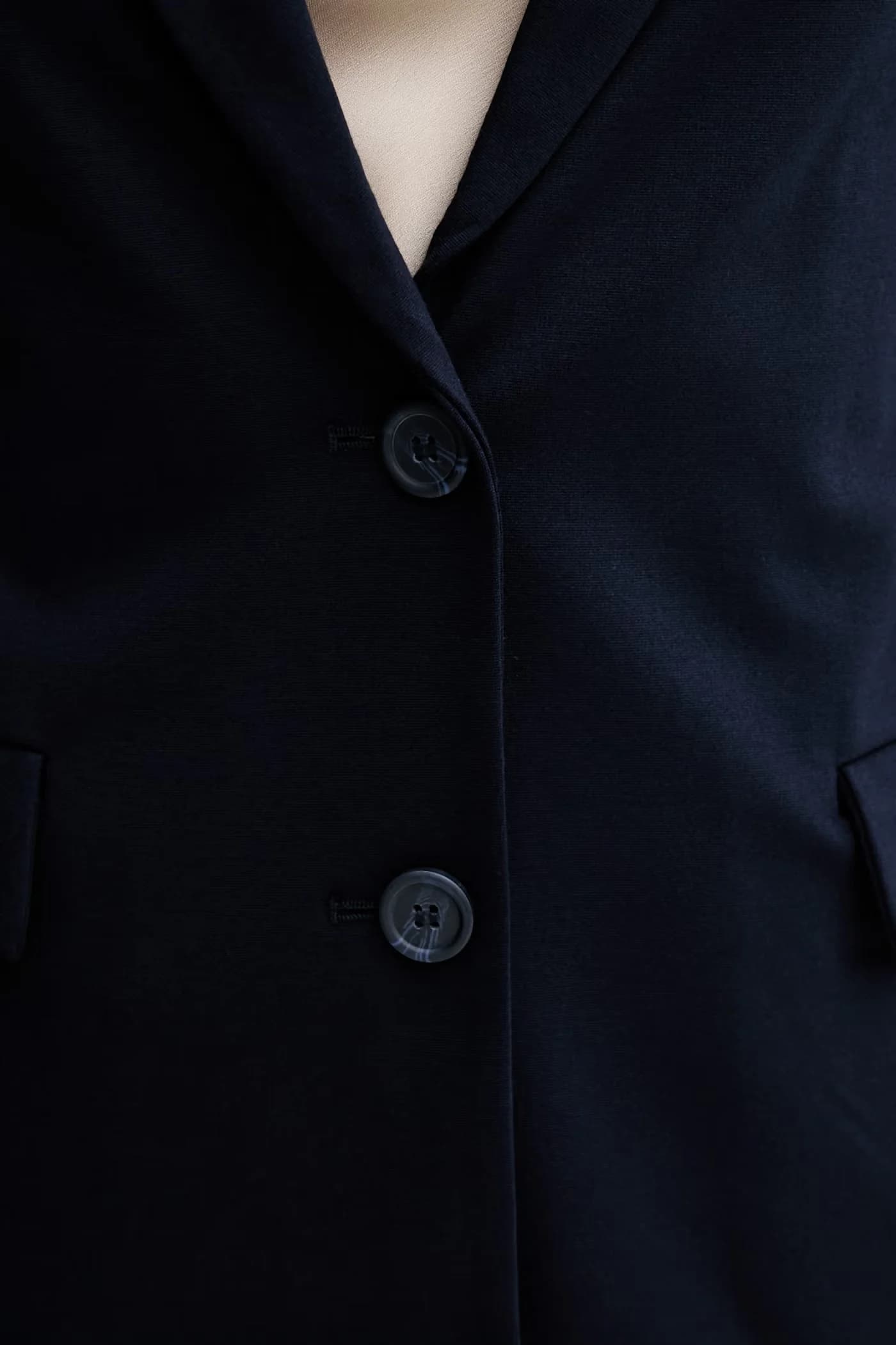 Женский однобортный пиджак из вискозы - фото 5