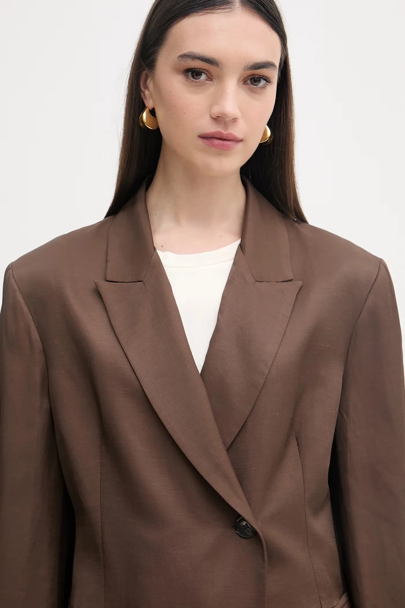 Женский двубортный пиджак с льном - фото 5