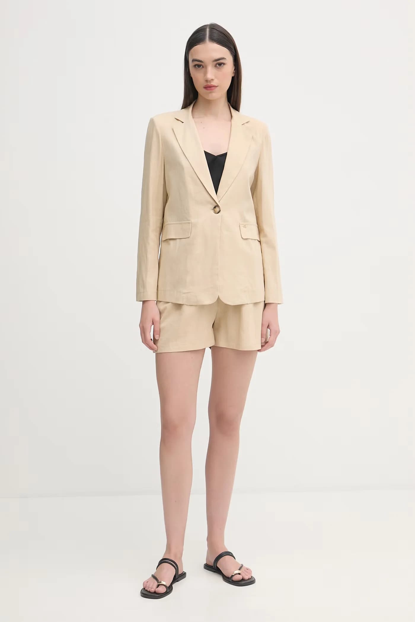 Женская куртка - фото 2