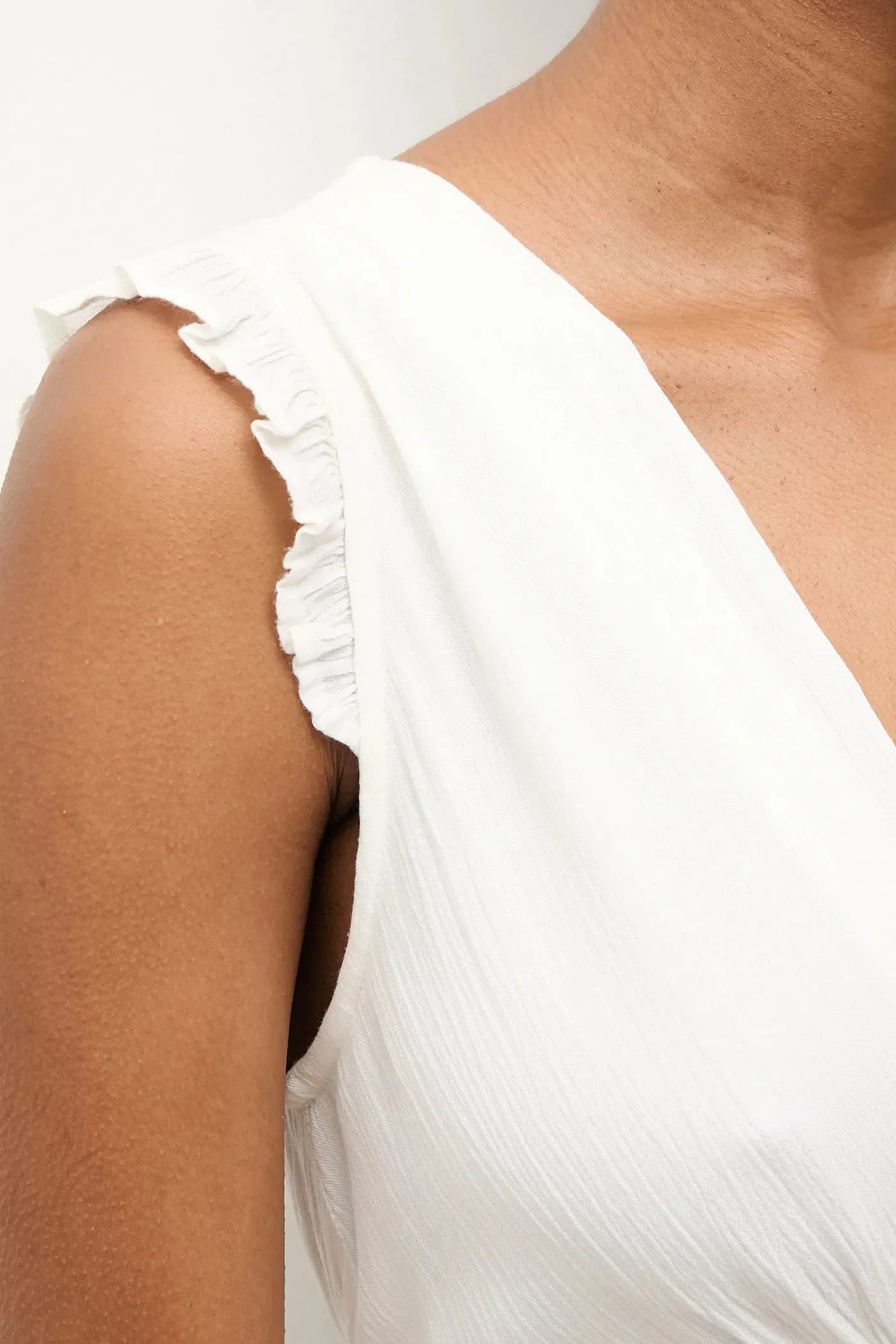 Расклешенное платье из вискозы. - фото 5