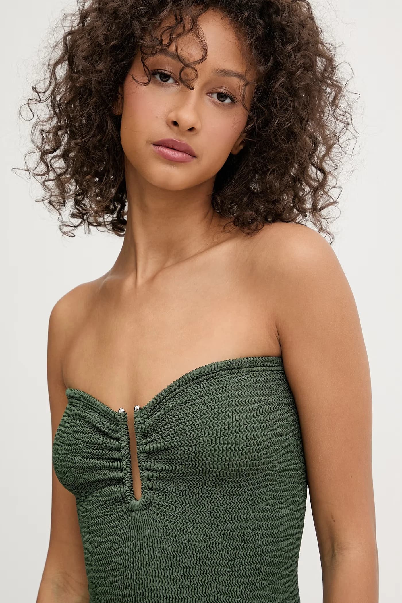 Женский цельный купальник Frida. - фото 3