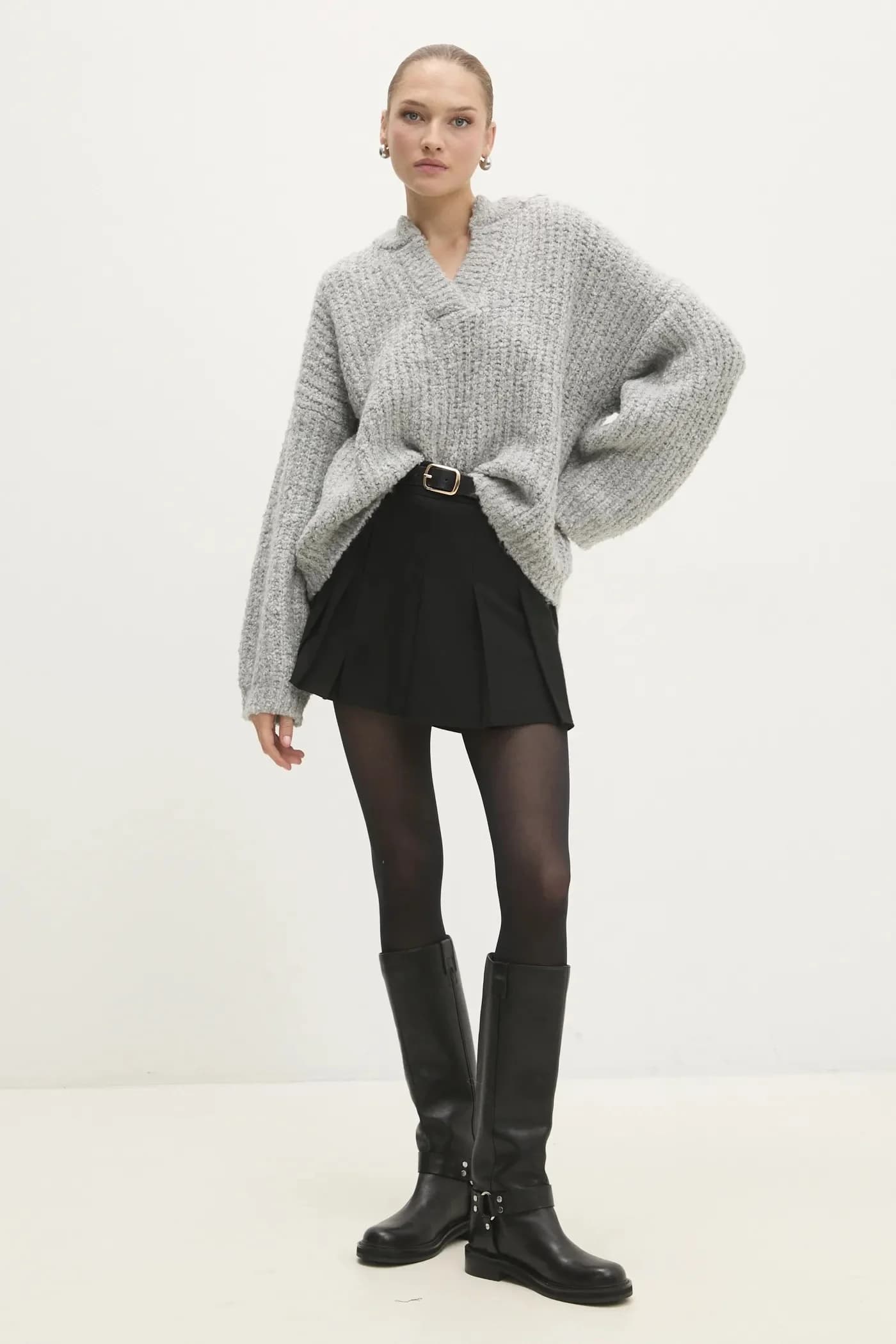 Шерстяной свитер