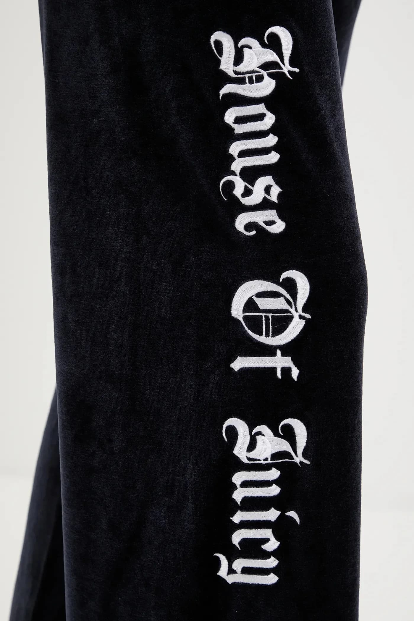 Велюровые спортивные штаны - фото 4