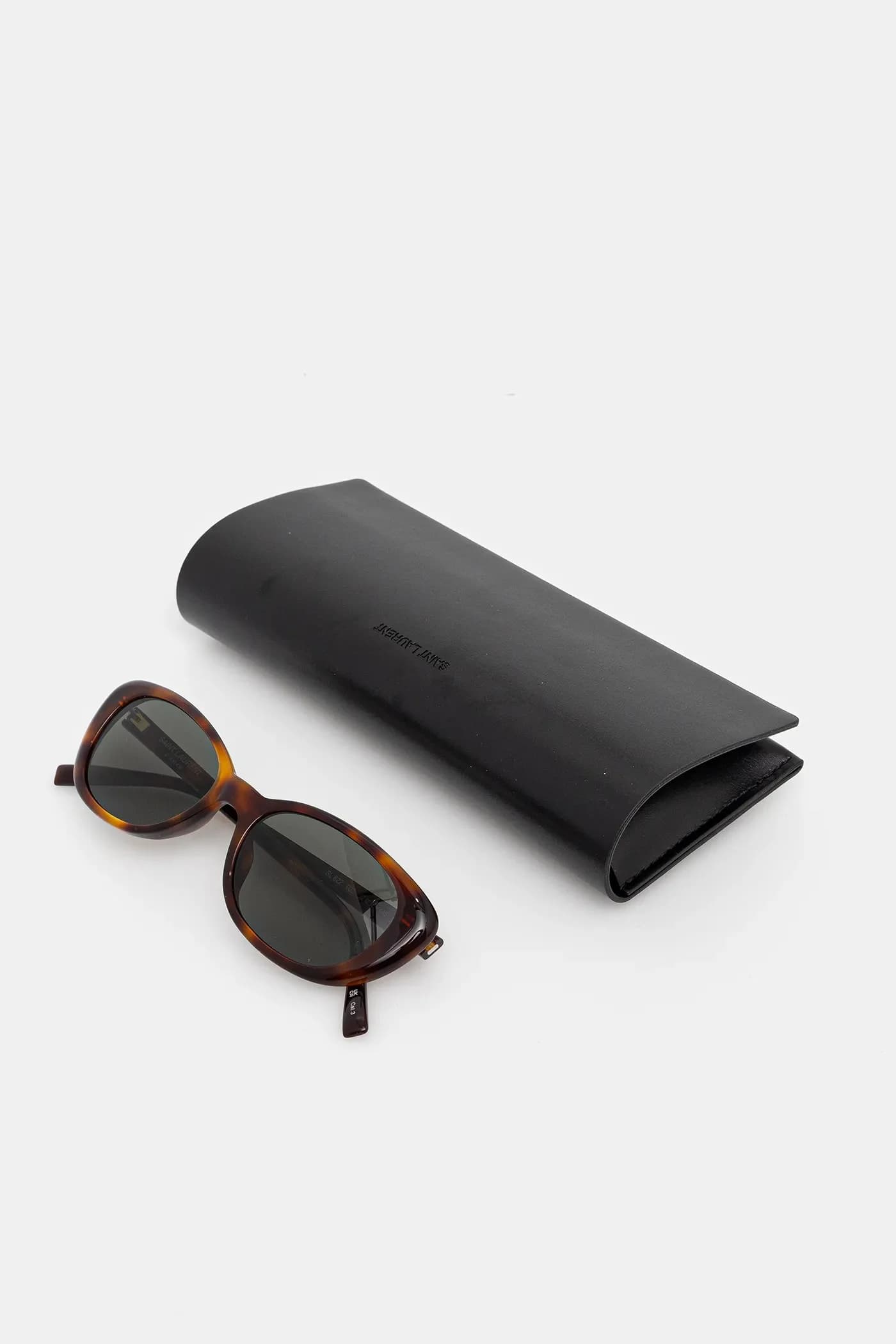 Солнцезащитные очки - фото 5