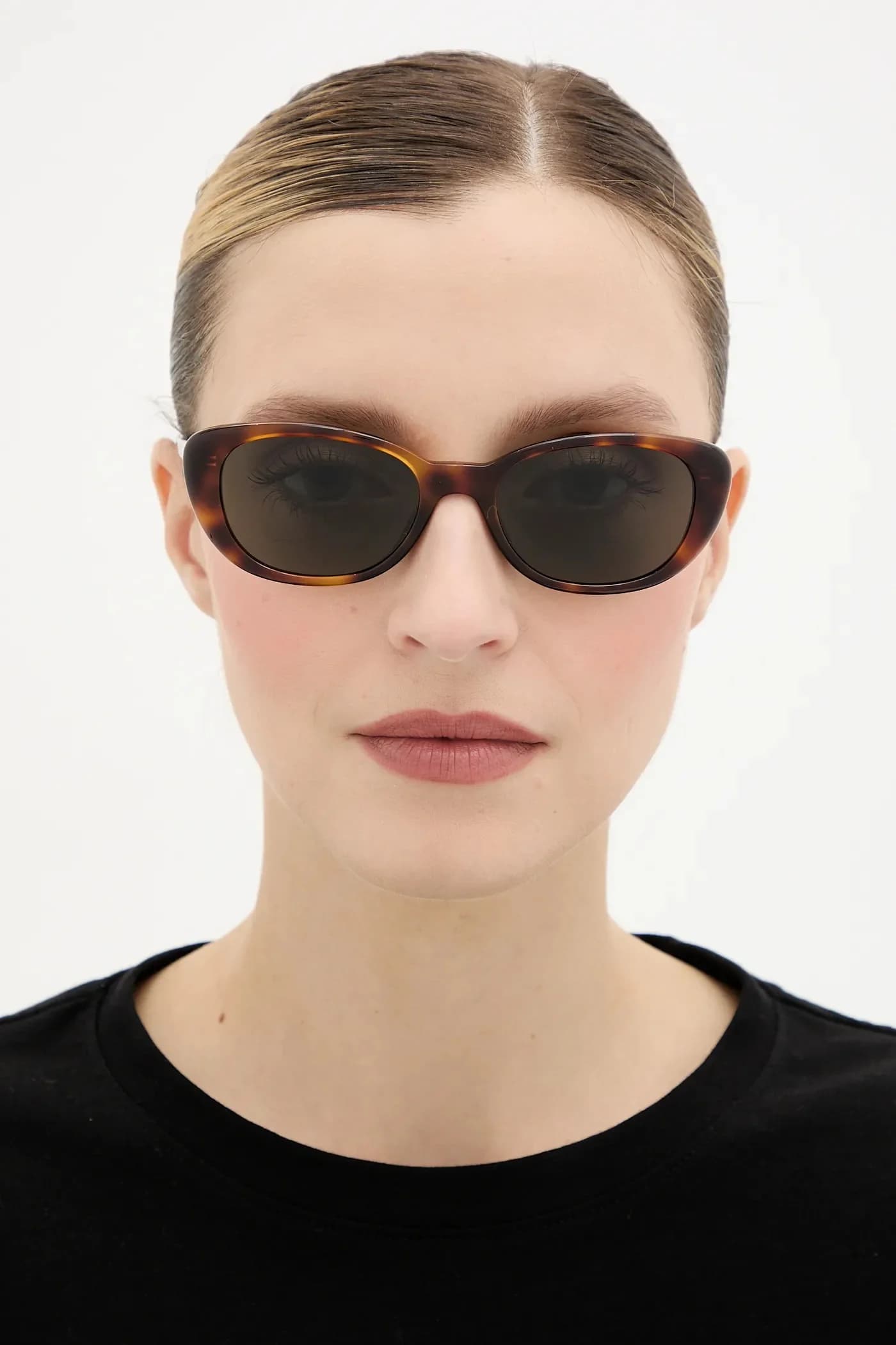 Солнцезащитные очки - фото 6