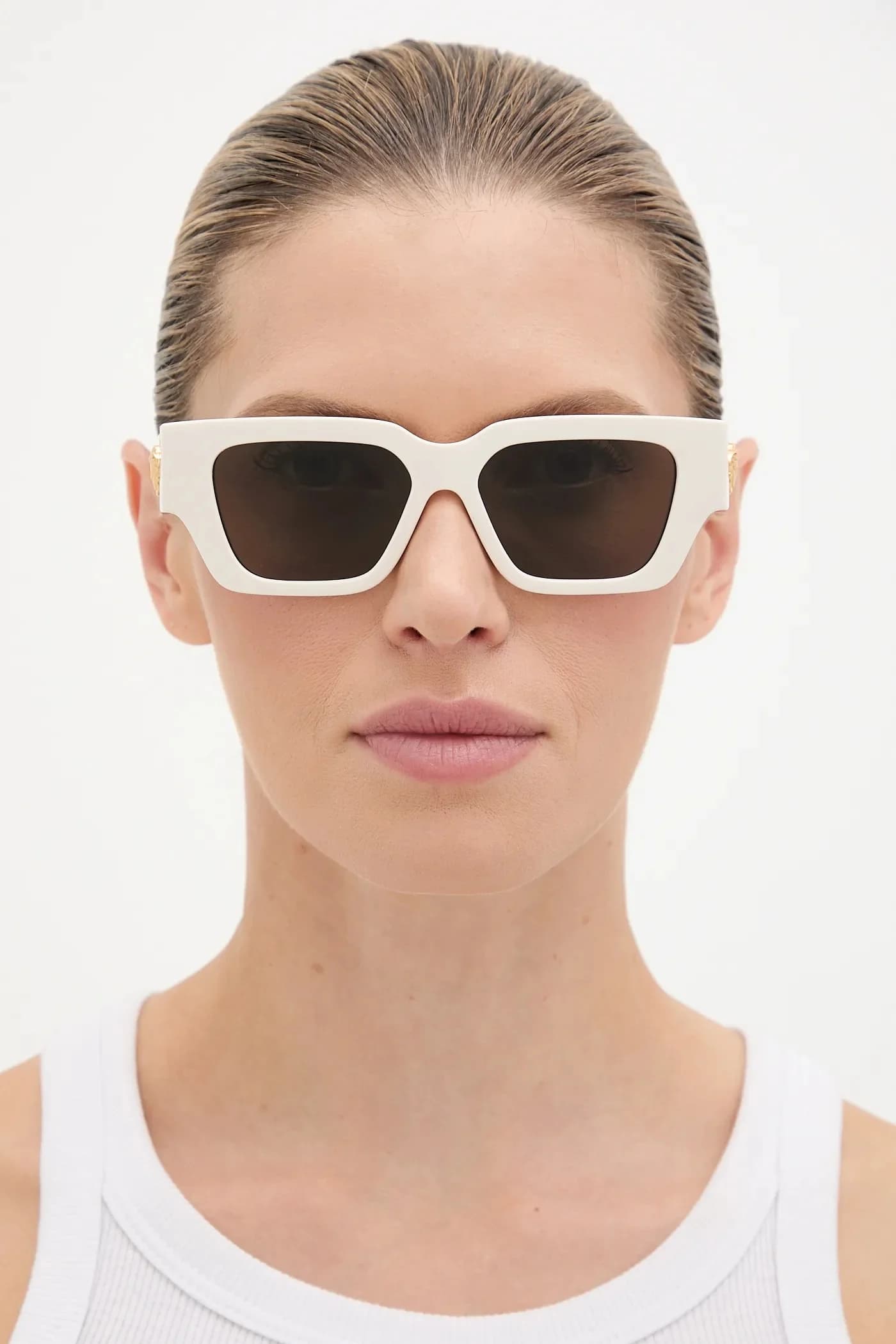 Солнцезащитные очки - фото 7