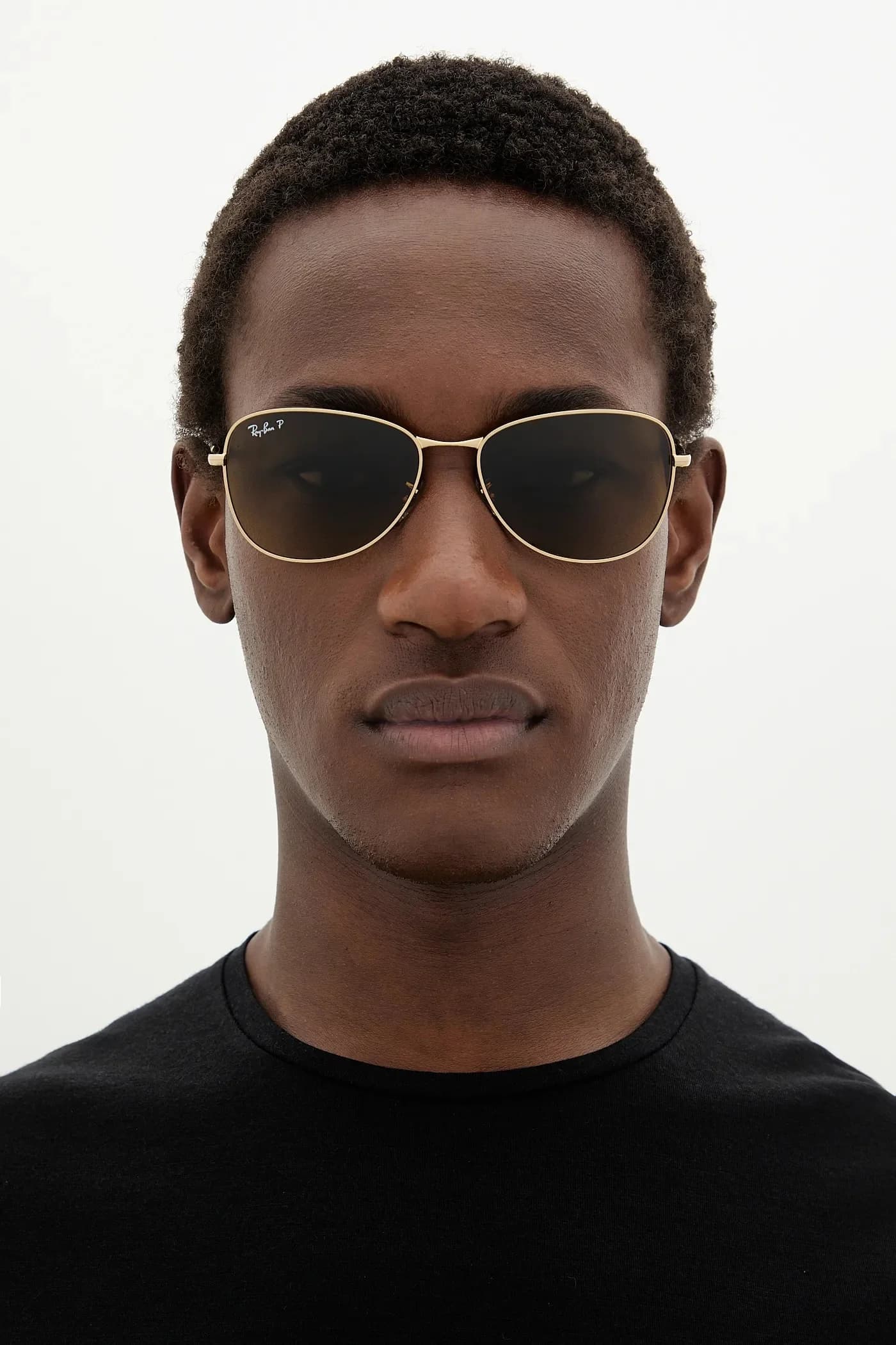 Солнцезащитные очки - фото 4