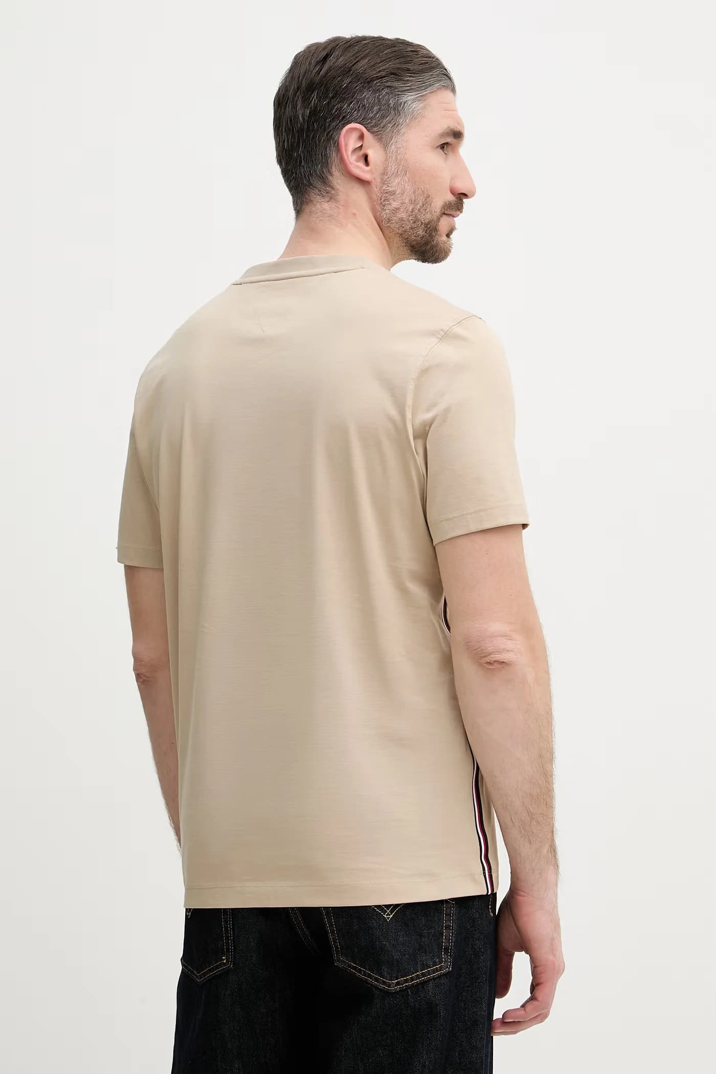 Базовая мужская хлопковая футболка - фото 3