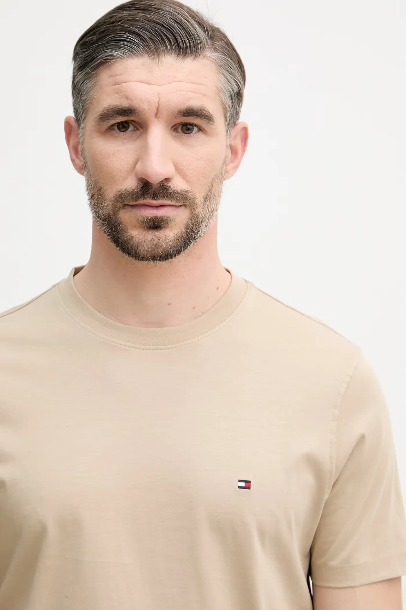 Базовая мужская хлопковая футболка - фото 4