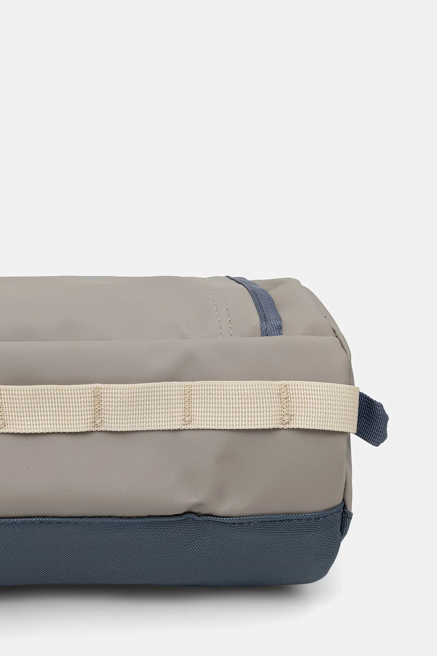 Косметичка Base Camp Travel Canister 5,7 л. - фото 4