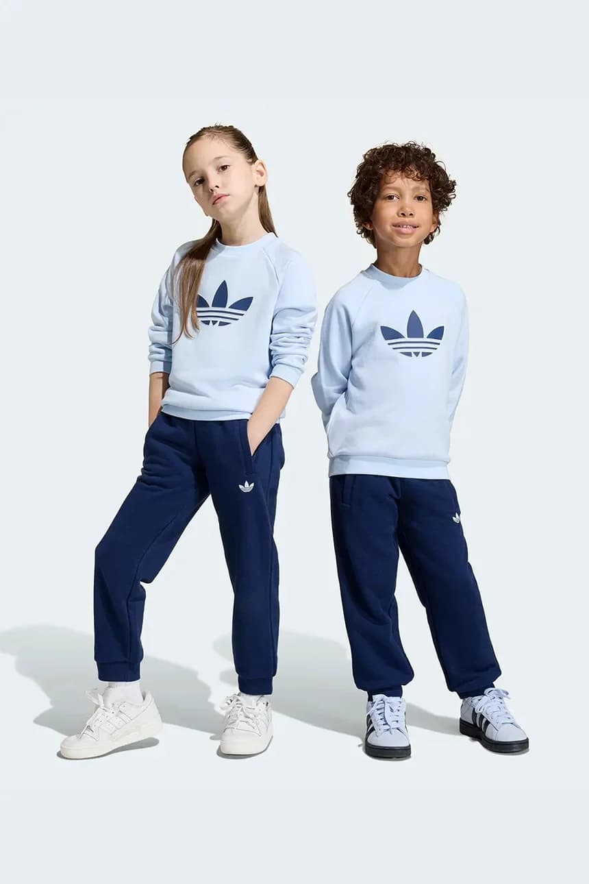 Детский спортивный костюм из хлопка