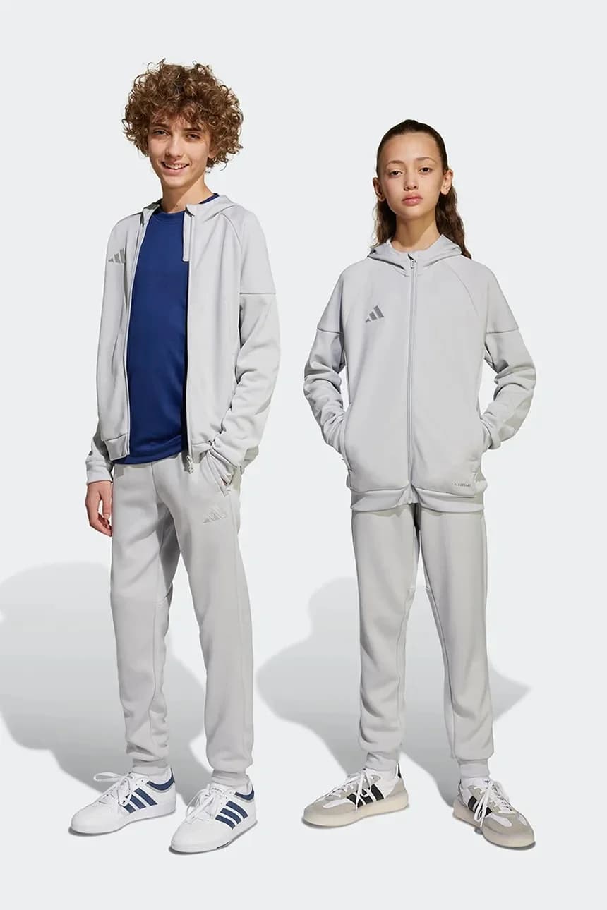 Детские спортивные штаны