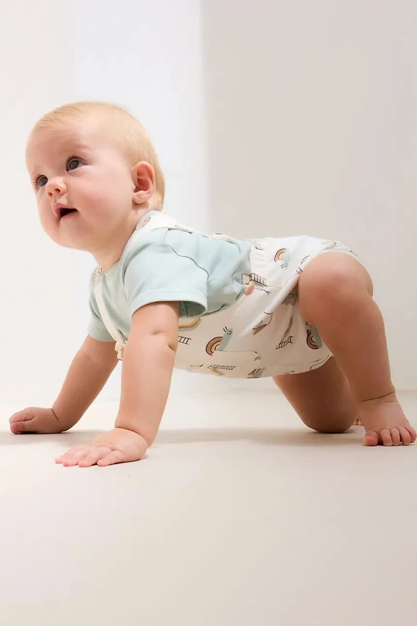 Детские комбинезоны