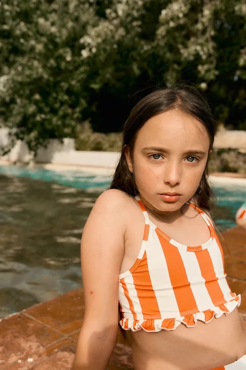 Детский купальник-двойка RED STRIPES SWIM SET - фото 6