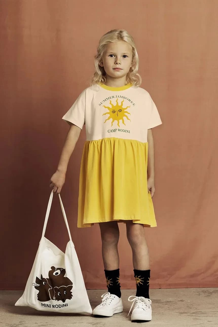 Солнечное детское платье