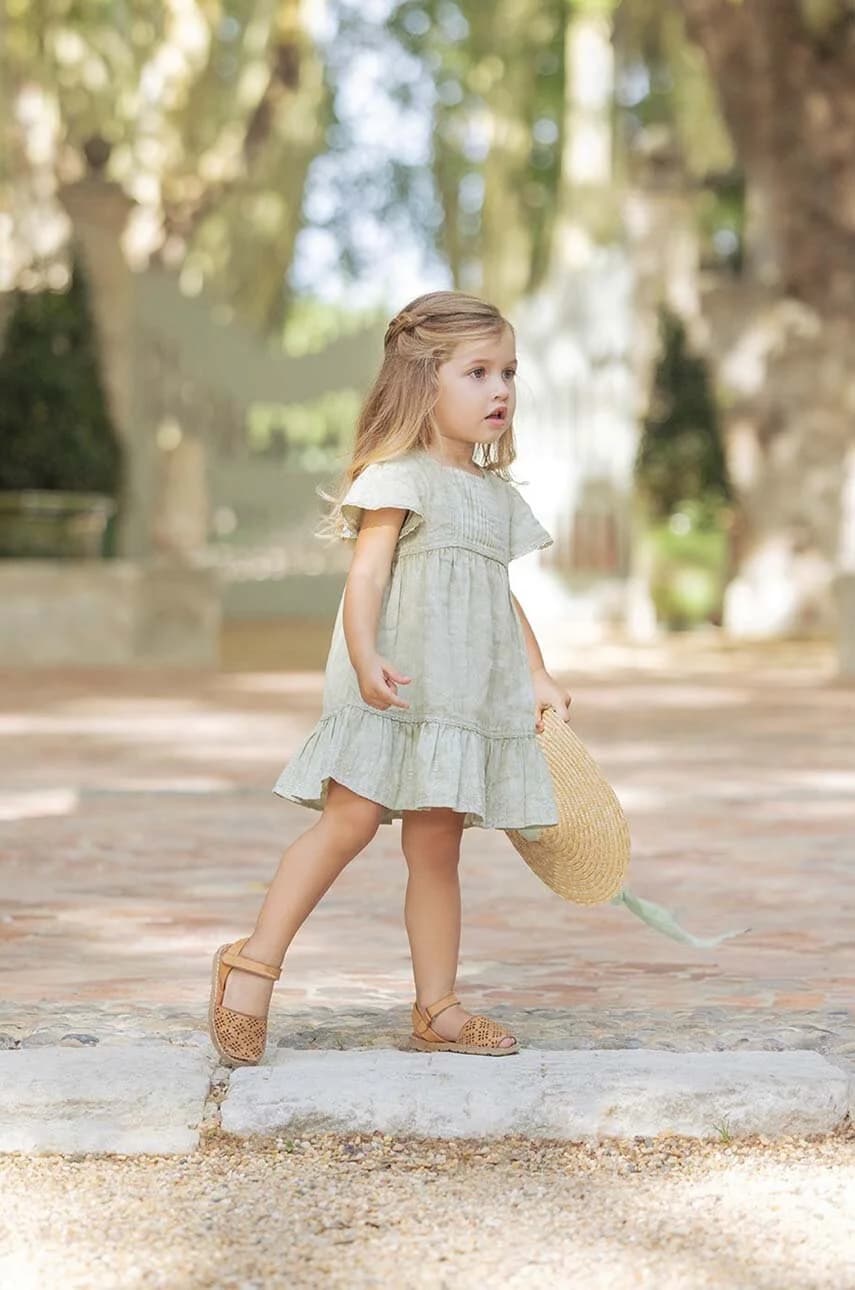Льняное детское платье