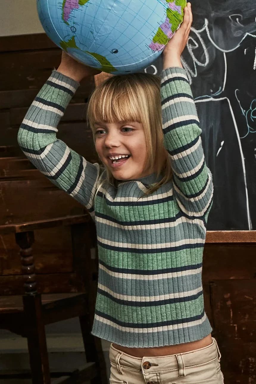 Детский свитер