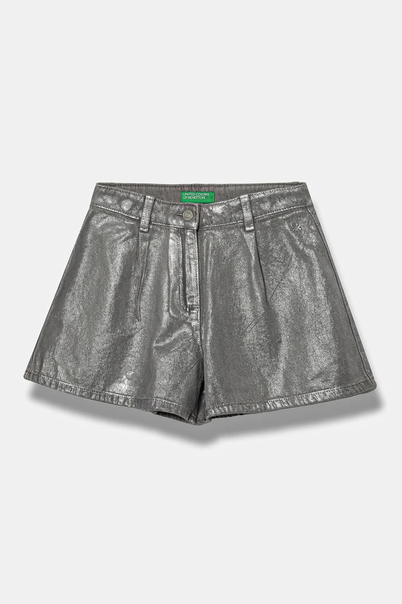 Джинсовые шорты