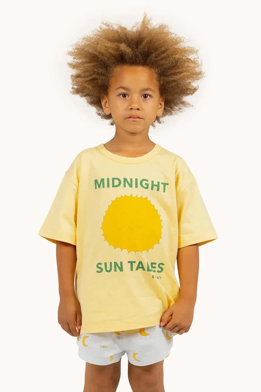 Детская хлопковая футболка SUN TALES GRAPHIC TEE