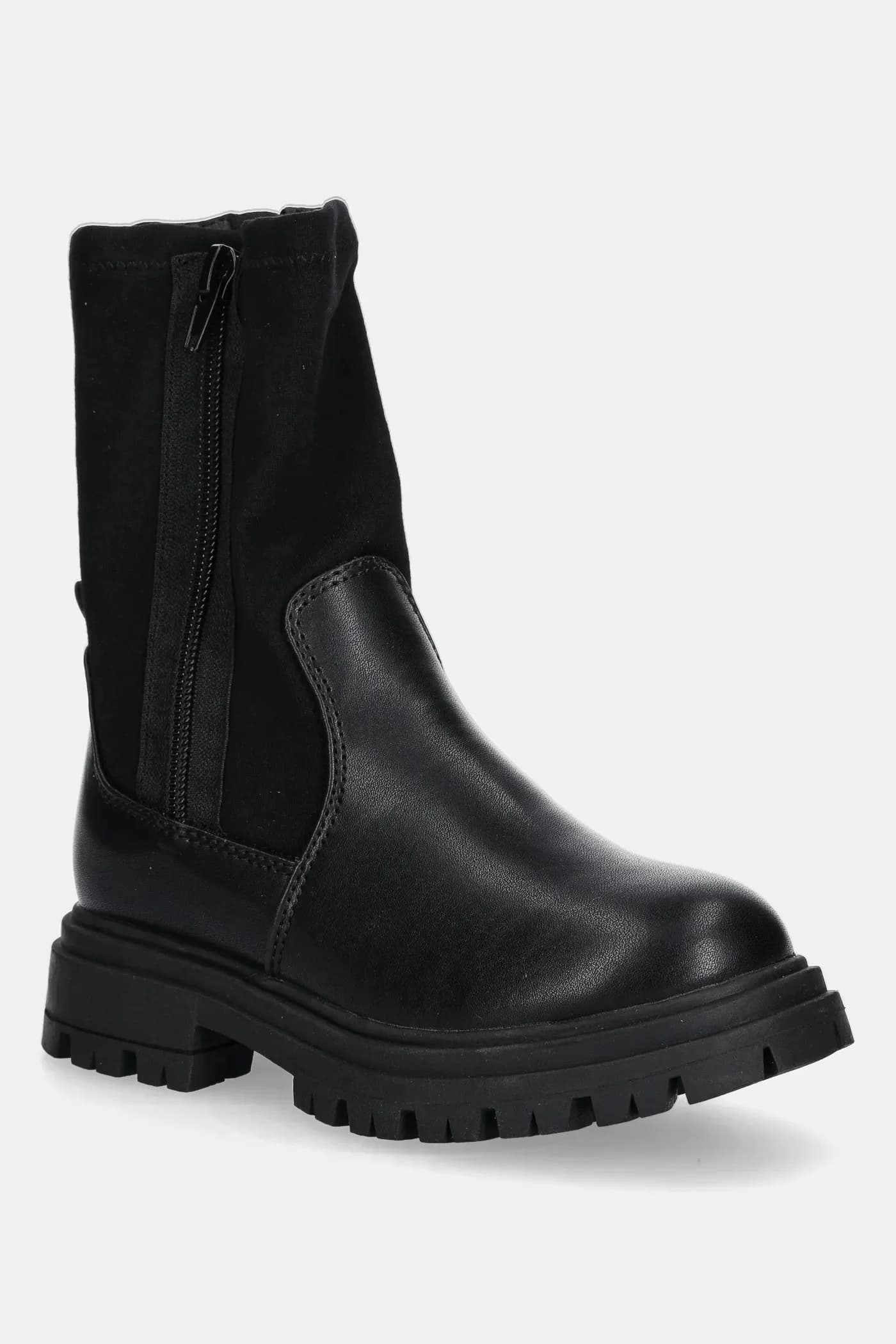 Детские ботинки