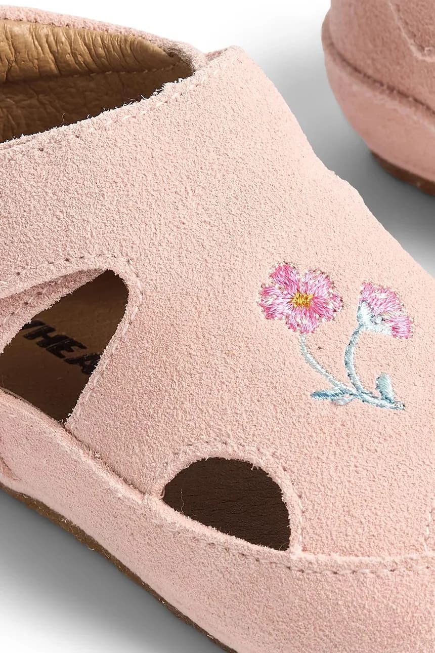 Детские замшевые тапочки - фото 3