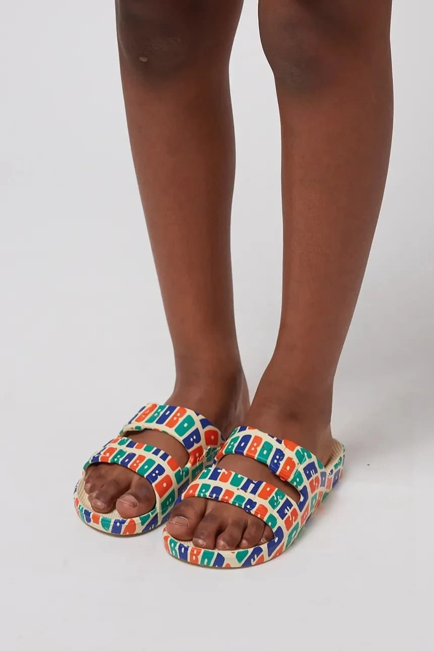 Детские шлепанцы