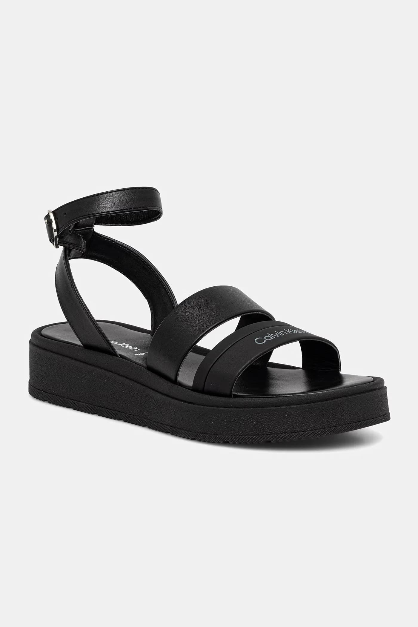 Детские сандалии