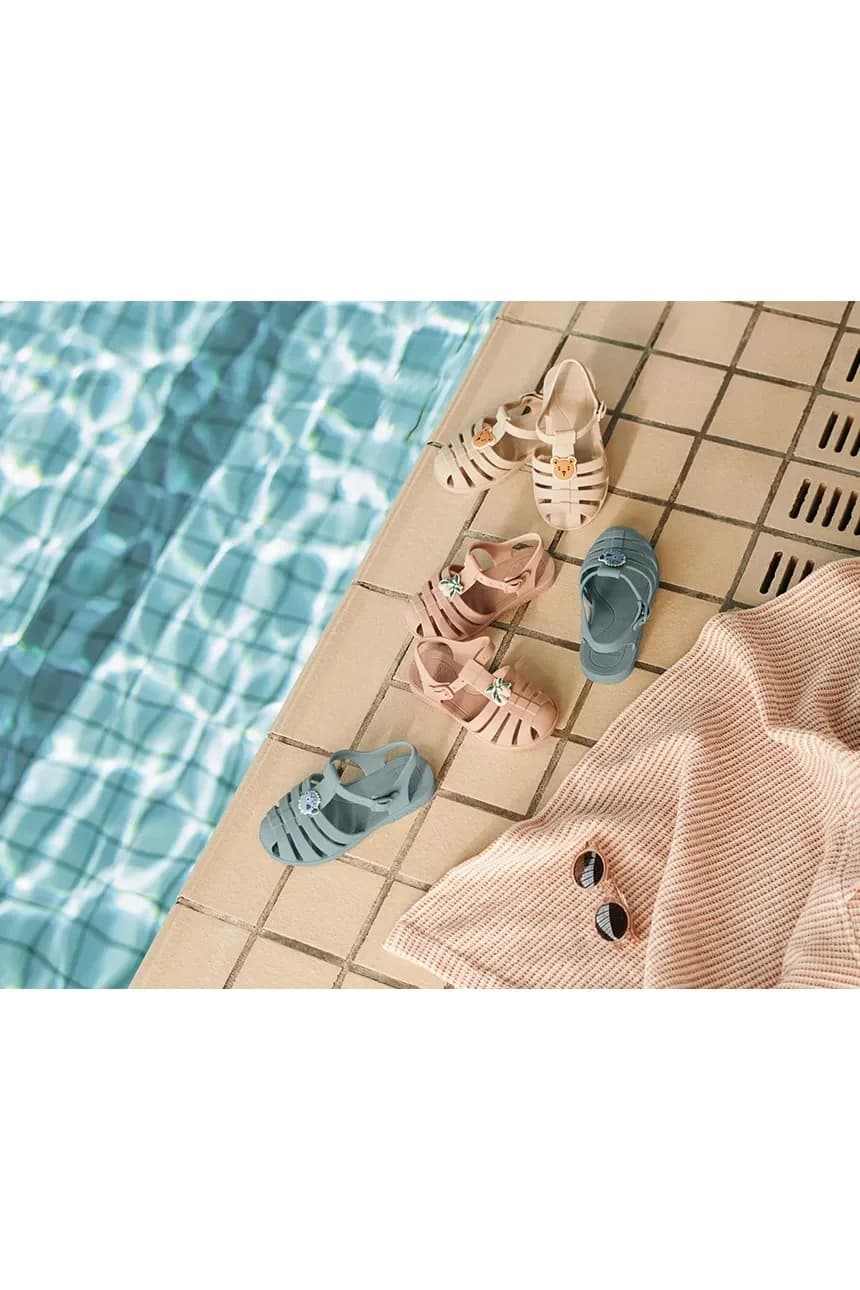 Детские босоножки с закрытым носком Bre Sandals with Charms - фото 6