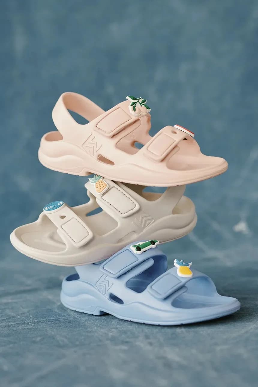 Детские босоножки на открытом каблуке Lilo Sandals with Charms - фото 5