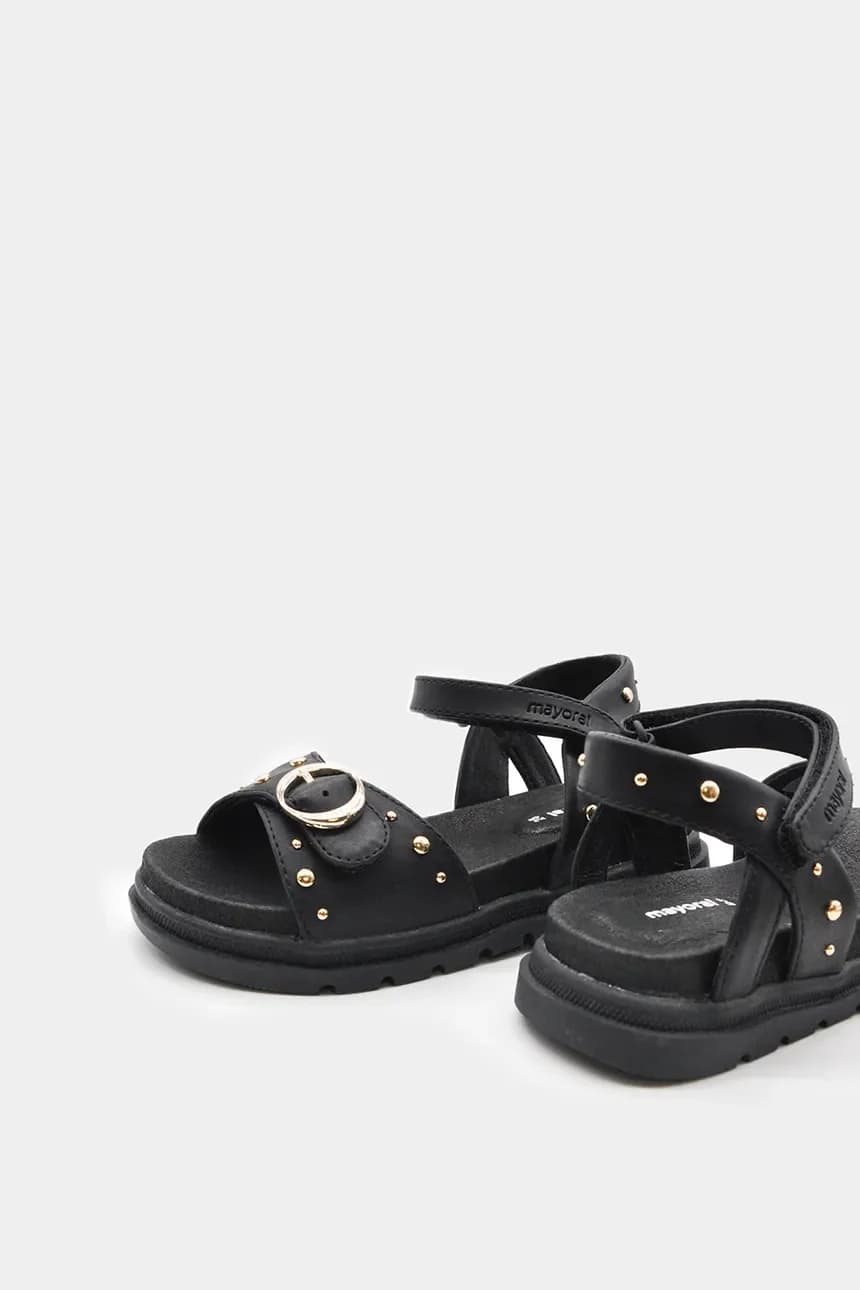 Детские сандалии