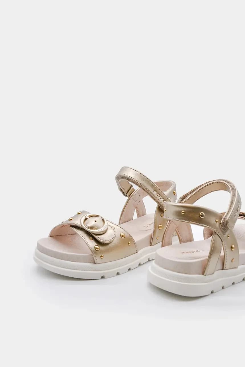 Детские сандалии