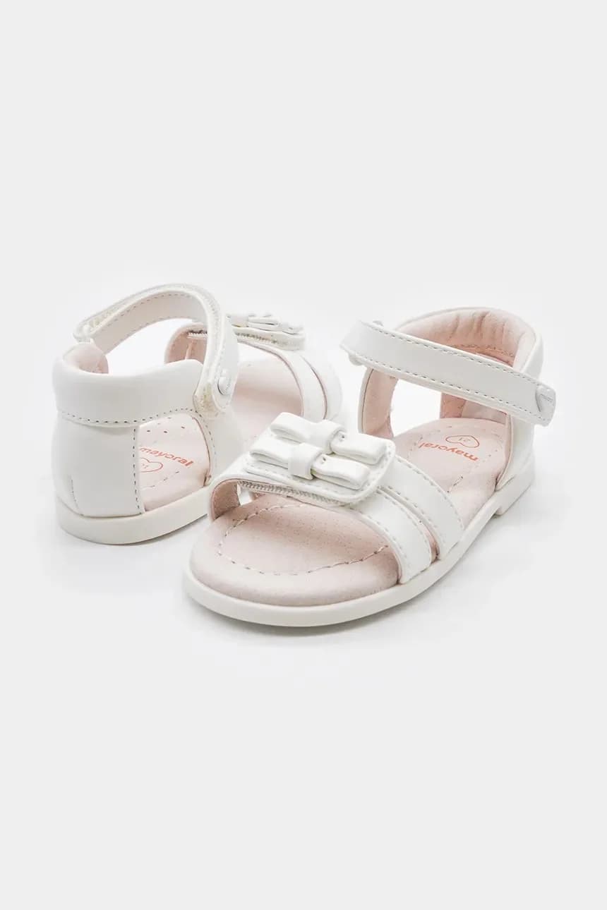 Детские сандалии