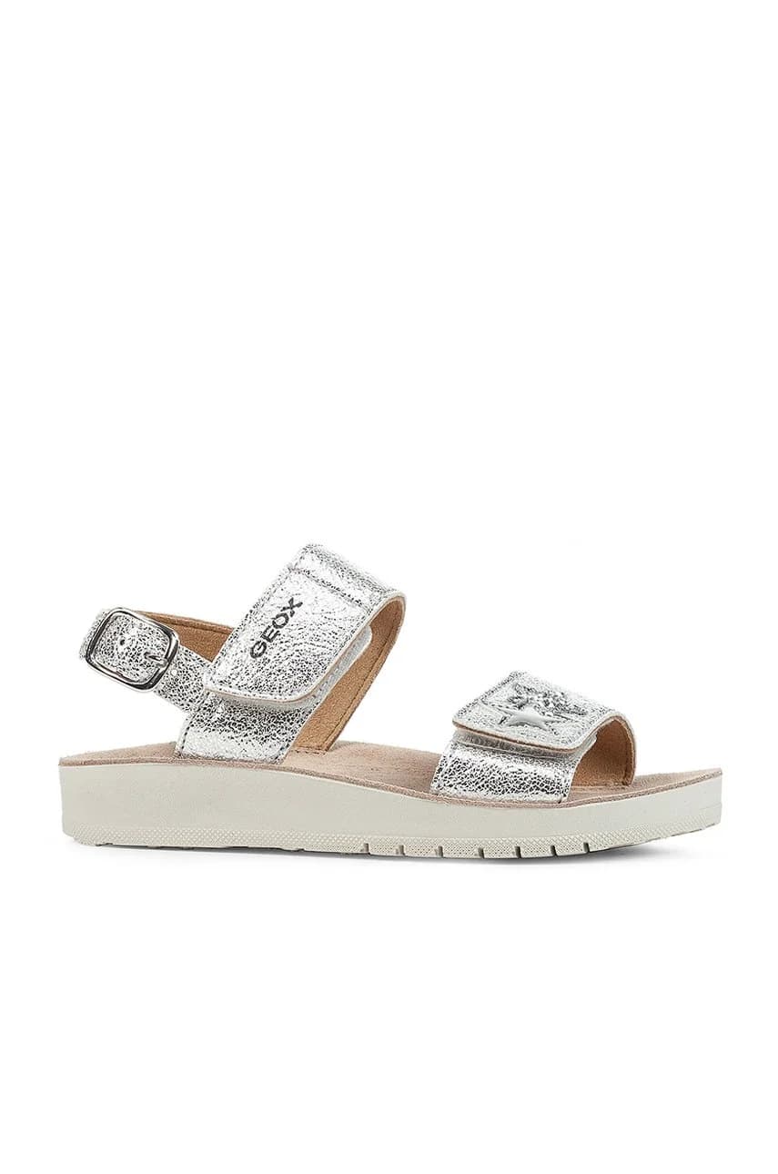 Детские сандалии