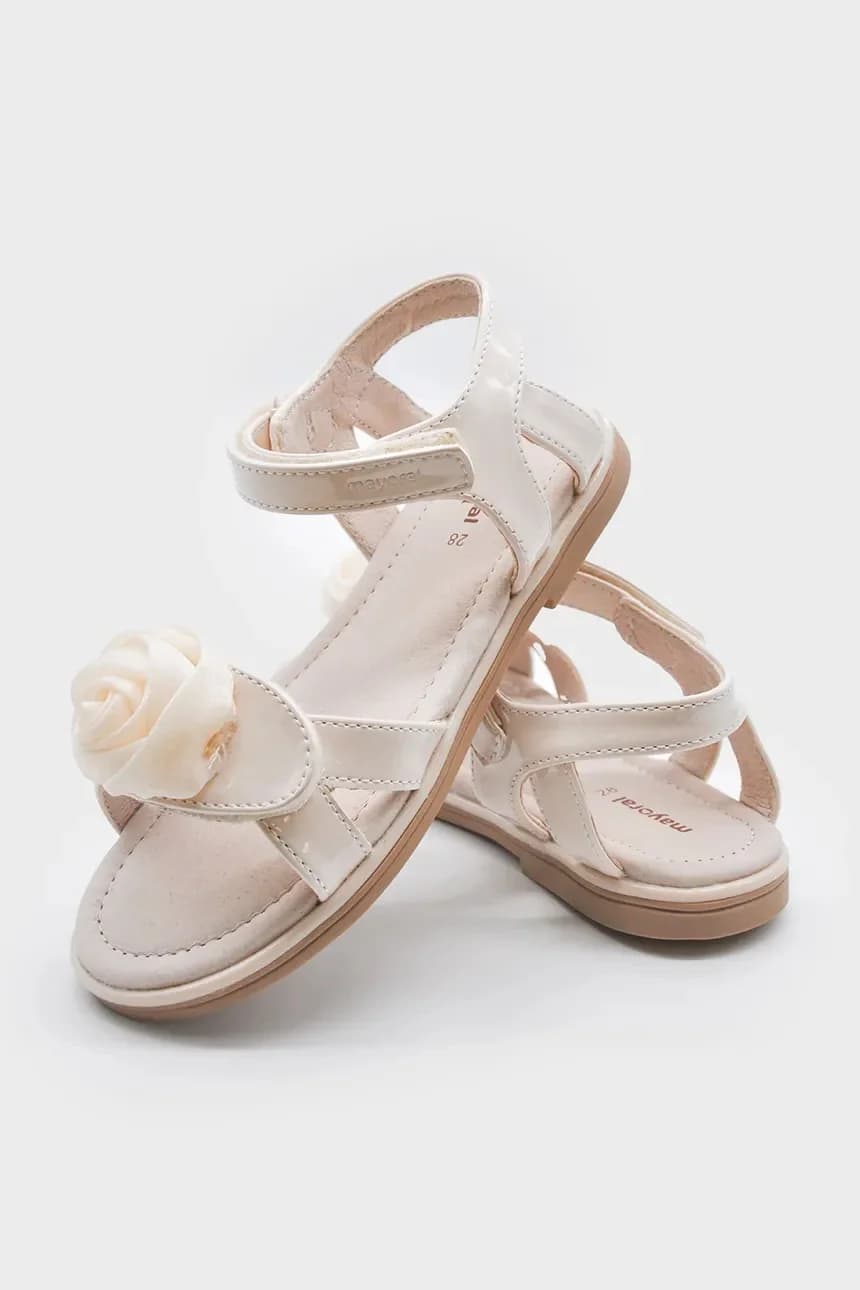 Детские сандалии