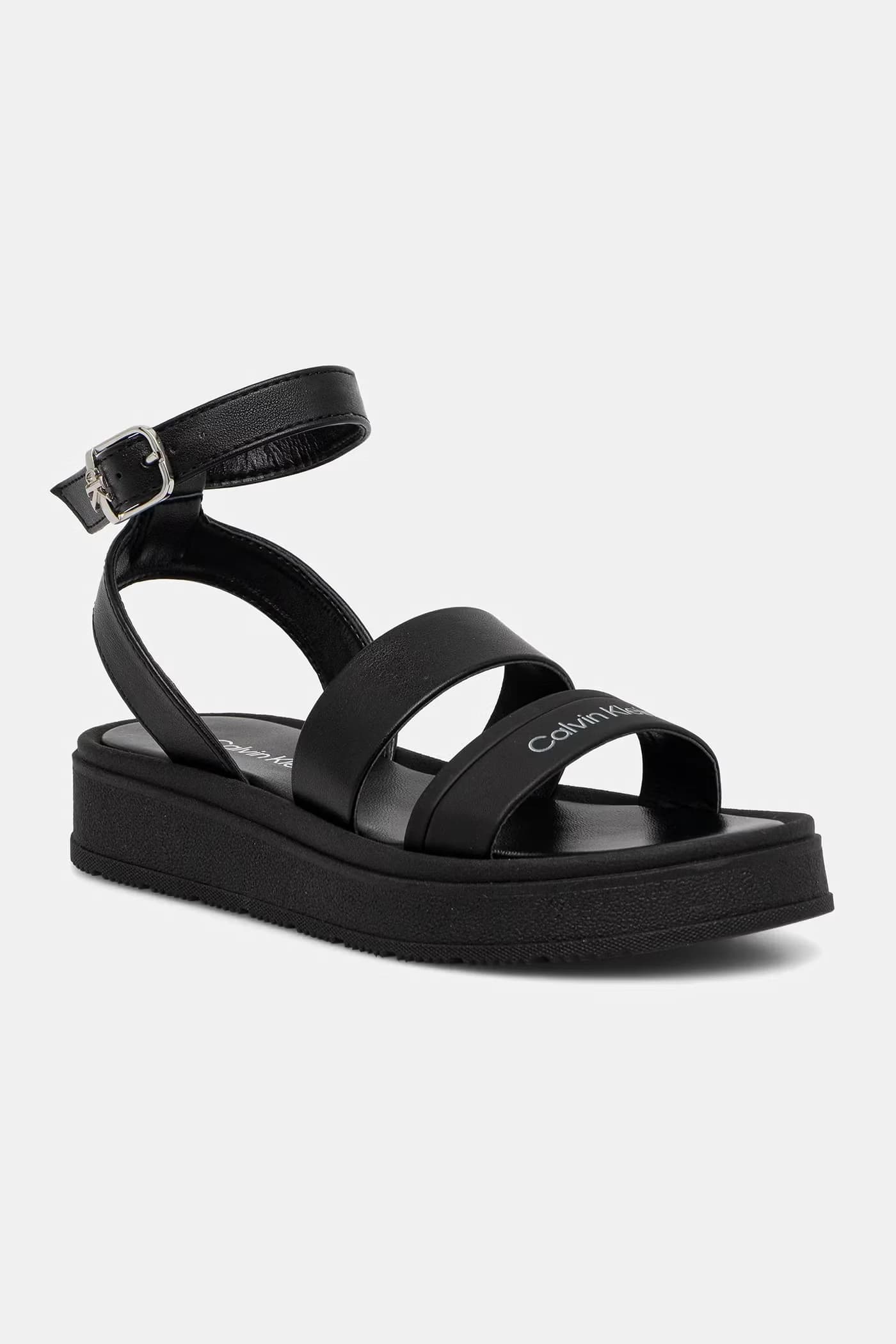 Детские сандалии