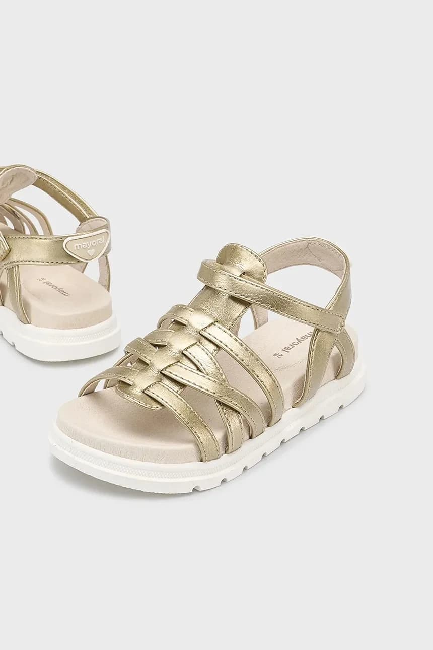 Детские сандалии