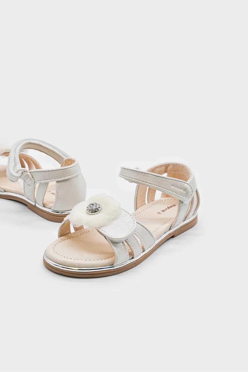 Детские сандалии