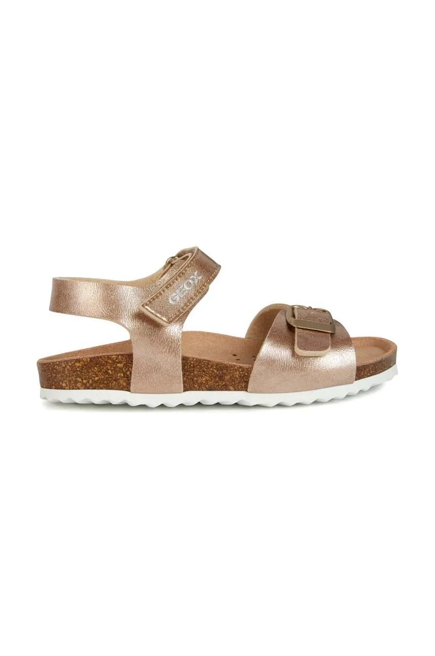 Детские сандалии