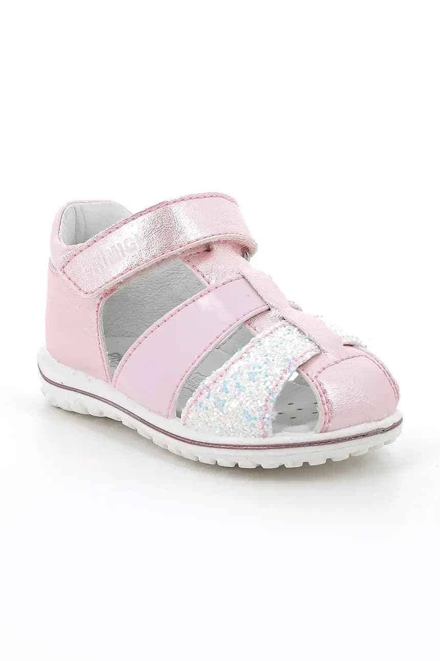 Детские сандалии