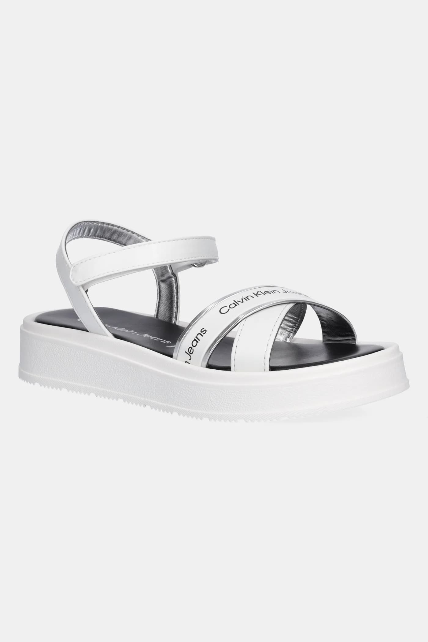 Детские сандалии