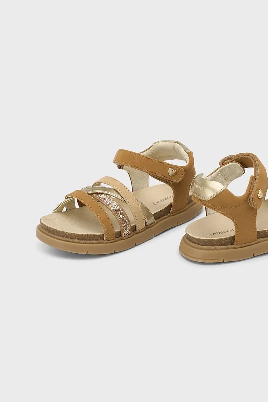 Детские сандалии