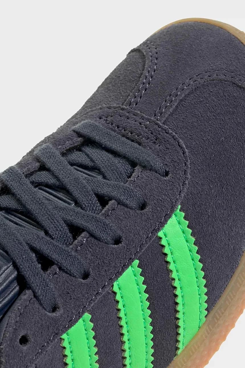 Детские замшевые кроссовки GAZELLE - фото 8