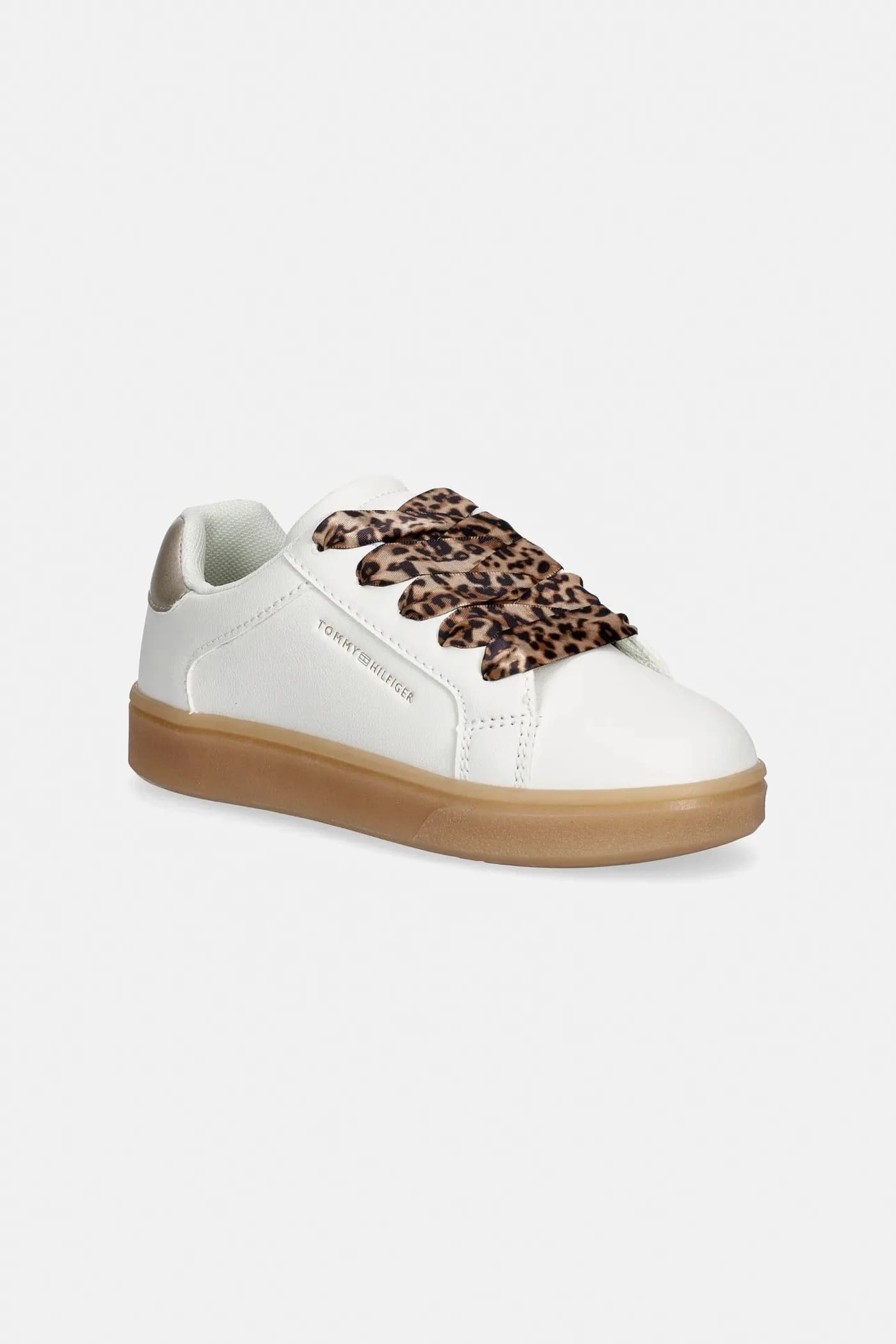 Детские кроссовки