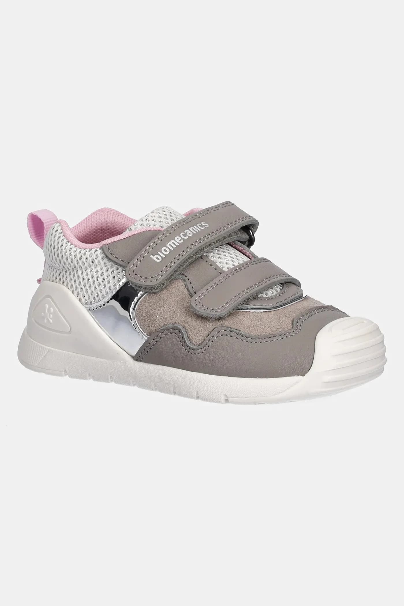 Детские кроссовки