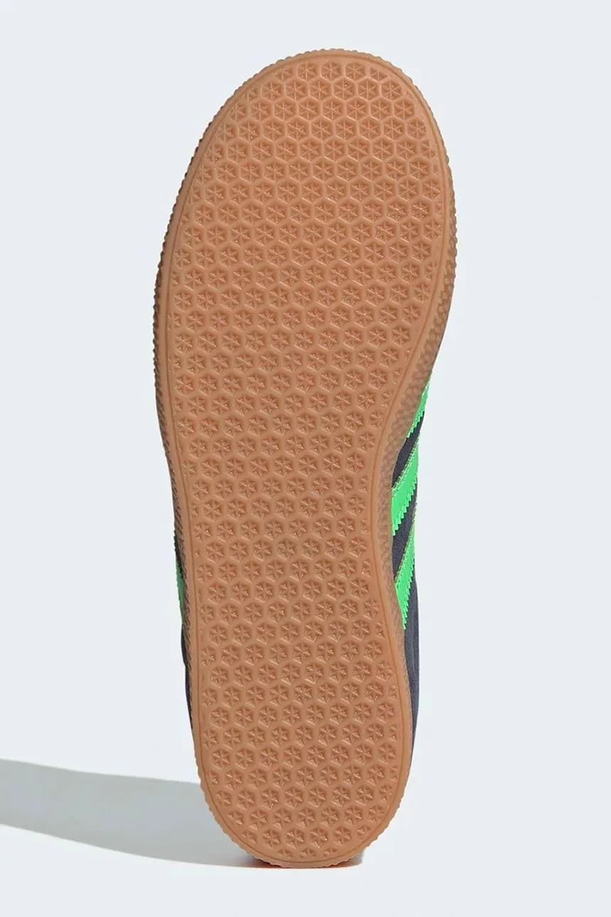 Детские замшевые кроссовки GAZELLE - фото 6